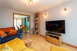 Sitting Room- click for photo gallery